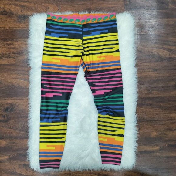 Nike Women's Sportswear Striped Indy Graphic Leggings Tights, Multicolor Size XL - Picture 2 of 10